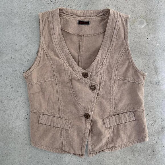 Tan asymmetrical button up vest - Picture 2 of 6